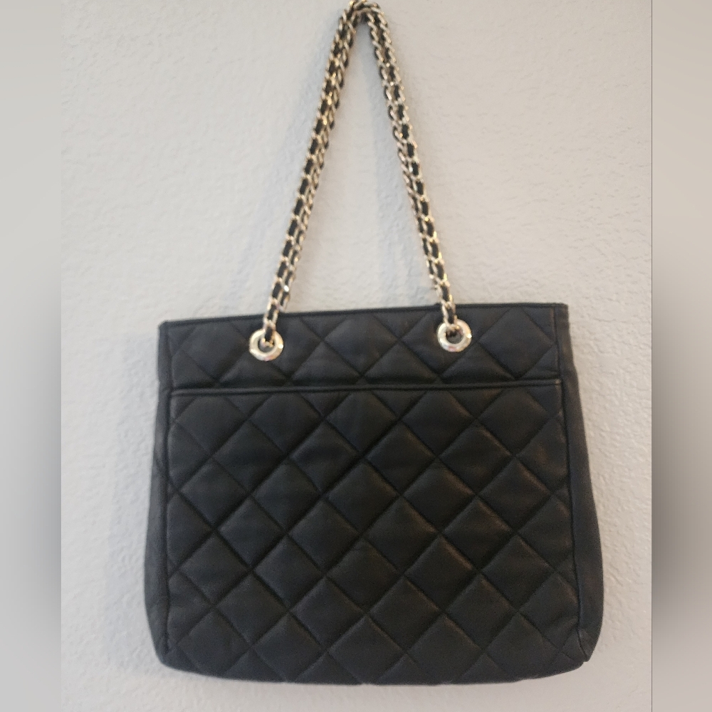 Morgan Taylor Black Quilted Chain Strap Shoulder Bag